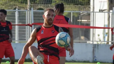  Patronato: Iván Delfino prepara dos cambios para recibir a Independiente