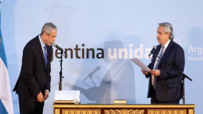 Ferraresi juró como nuevo ministro de Desarrollo Territorial y Hábitat