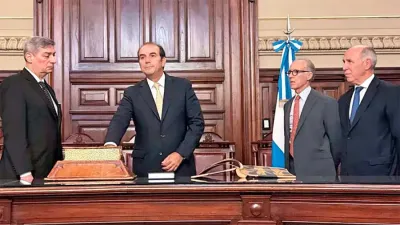 Cuatro. Manuel García Mansilla jura en la Corte Suprema frente a Rosatti, Rosenkrantz y Lorenzetti. Foto: Prensa Corte Suprema.