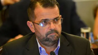 Sergio Kneeteman