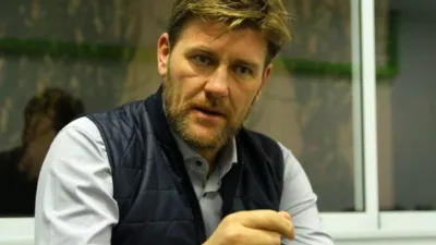 Mediante un acta y ante un Escribano, Bértoli solicitó el padrón de socios de Patronato