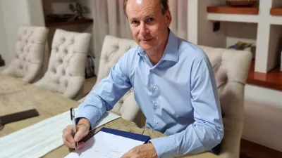 Bordet promulgó la ley que crea 51 cargos para Cafesg