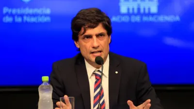 Lacunza viajará a Washington y no se descarta una reunión con el FMI