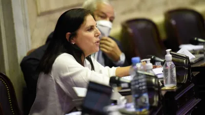 Lena insistió en derogar la facultad del Ejecutivo para gravar exportaciones