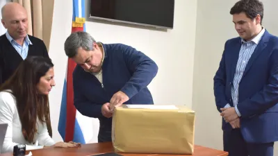 Licitación 3.000 Jardines