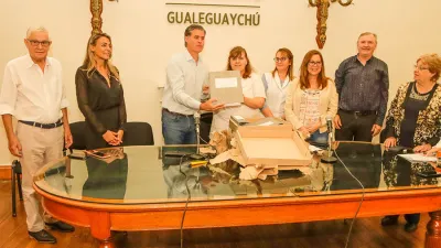 La apertura de sobre se realizó en el salón del Concejo Deliberante de la Municipalidad de Gualeguaychú.