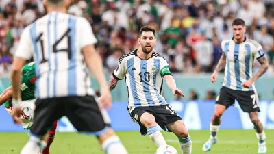 Mundial de Qatar: en levantada, Argentina se juega el pase a cuartos ante Australia