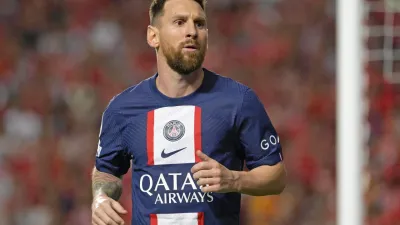 PSG suspendió por dos semanas a Lionel Messi debido a su viaje a Arabia Saudita