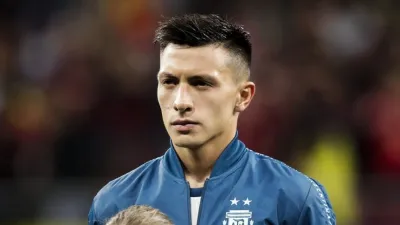 Eliminatorias: con el entrerriano Lisandro Martínez, llegó la mayoría de los citados