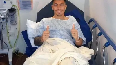 Operaron al entrerriano Lisandro Martínez en Inglaterra: “Todo salió muy bien”, expresó