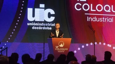 Macri prometió medidas para pymes y beneficios para monotributistas