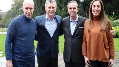 Horacio Rodríguez Larreta, María Eugenia Vidal y Miguel Pichetto trabajan en la apertura de Juntos por el Cambio
