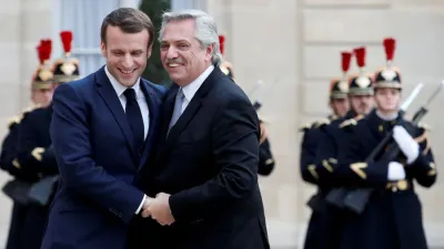 El encuentro de Alberto Fernández y Emmanuel Macron en París.
