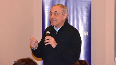 Siguen los casos en Los Pumas: Loffreda y el PF Mackey dieron positivo