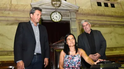 Massa y representantes de ONG'S