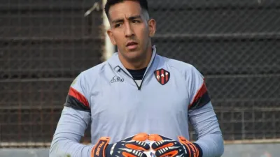 Sin lugar en Patronato, Matías Ibáñez está cerca de firmar con Colón de Santa Fe