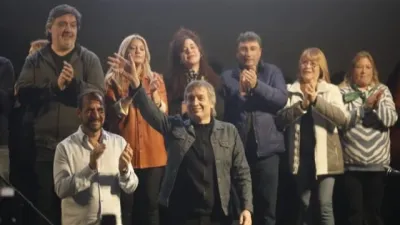 Máximo: “Se abrazaron a Guzmán, los dejó tirados y ahí está Cristina poniendo la cara”