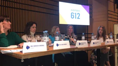 Medina disertó en la jornada