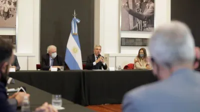 El gobierno avanza en un protocolo para el regreso de los vuelos