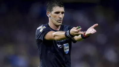 Designaron los árbitros para la fecha de clásicos: Andrés Merlos dirigirá Boca-River