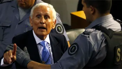 Imagen de archivo del ex represor Miguel Ecthecolatz.