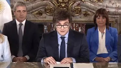 Milei, Caputo y Bullrich, en cadena nacional el 10 de diciembre de 2024.