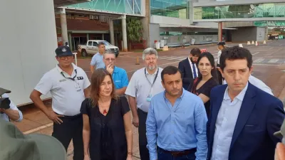 El gobernador de Misiones, Herrera Ahuad recibió a los ministros De Pedro y Frederic, porque se verificarán los pasos fronterizos por el coronavirus.