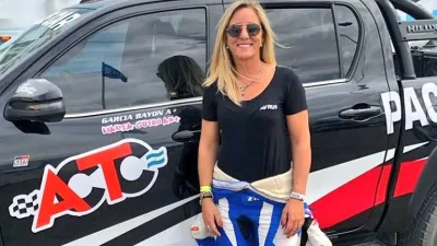 La concordiense Nadia Cutro manejó el auto de seguridad en el Turismo Carretera