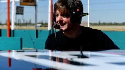 El entrerriano “Nico” Bonelli buscará seguir animando el TC virtual en Posadas