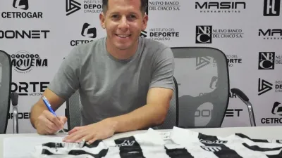 Primera Nacional: el entrerriano Nicolás Silva firmó contrato para volver a Chaco For Ever