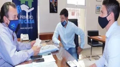 Trabajan en la ejecución de nuevas viviendas para Pronunciamiento