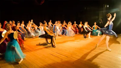 Escuela Municipal de Danza 