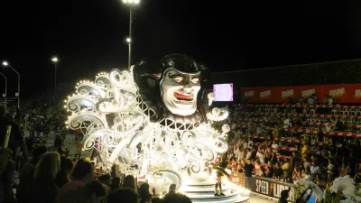 O´Bahía (Club de Pescadores) será la encargada de abrir la séptima noche en el Corsódromo “José Luis Gestro”.