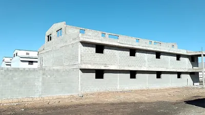 Con una inversión de 420 millones de pesos, las obras de los pabellones de alojamiento de internos en la UP 9 Granja El Potrero tiene un buen ritmo de avance.