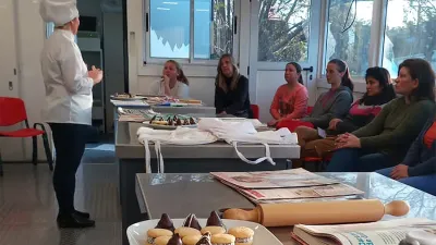 En la modalidad de jóvenes y adultos las designaciones serán por concurso a partir del ciclo lectivo 2025.