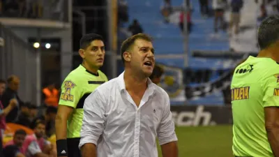 “Sabemos que la mayoría en Patronato se va a ir”, reconoció el DT Walter Otta