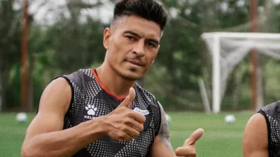 “Colón tiene un vestuario y un plantel muy positivos”, destacó el entrerriano Paolo Goltz