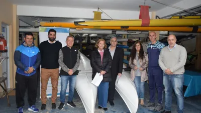 Entregaron dos botes de paracanotaje al Club Regatas Uruguay