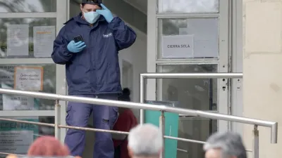 El registro oficial de fallecidos por el coronavirus asciende a 90 personas.