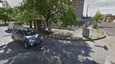 Paseo Jardín