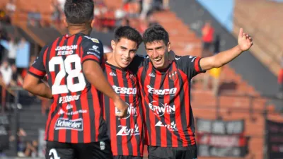 Patronato se despidió de la Primera División con una agónica victoria frente a Huracán