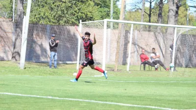 Patronato goleó a Newell’s, para volver a sonreír en Reserva