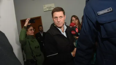 Néstor Pavón
