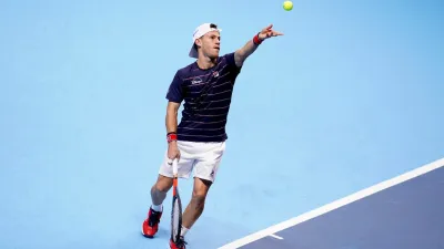 Tenis: Schwartzman debutó en Londres con una derrota contundente ante Djokovic