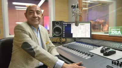 El conductor, que transformó la radiofonía cordobesa con el matutino Juntos, falleció́ a los 77 años. Desarrolló un estilo frontal, intuitivo y polémico, con el que trascendió́ en todo el país. 