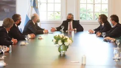 Fernández y Perotti firmaron un acuerdo de asistencia por $ 3.000 millones para seguridad