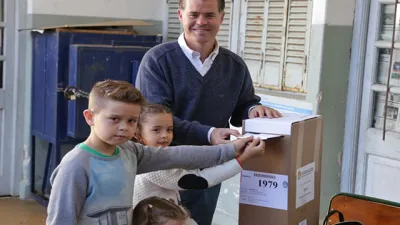 Martín Piaggio votó en Gualeguaychú
