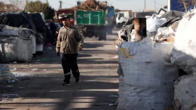 Según el INDEC, la pobreza fue de 38,1% en el segundo semestre de 2024. Ese dato para la Iglesia es insuficiente para dimensionar el drama social.