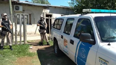 Policía