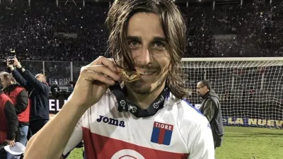 En Colón piensan en incluir otros jugadores en la negociación por el entrerriano Prediger